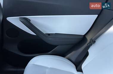 Внедорожник / Кроссовер Tesla Model Y 2022 в 