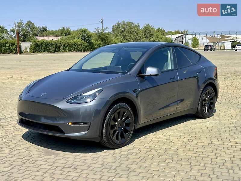 Внедорожник / Кроссовер Tesla Model Y 2023 в Одессе