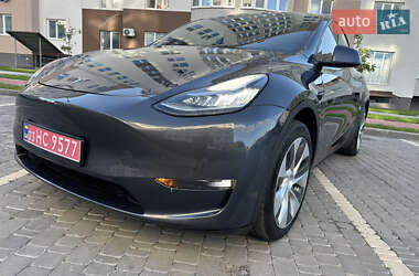 Внедорожник / Кроссовер Tesla Model Y 2021 в 