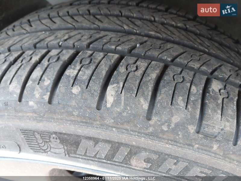 Внедорожник / Кроссовер Tesla Model Y 2024 в Киеве фото 13 Внедорожник / Кроссовер Tesla Model Y 2024 в Киеве