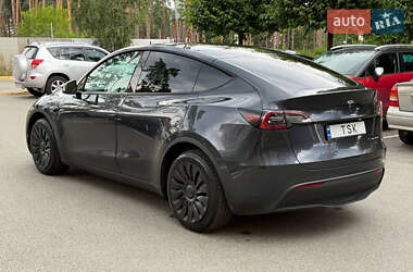 Позашляховик / Кросовер Tesla Model Y 2024 в 