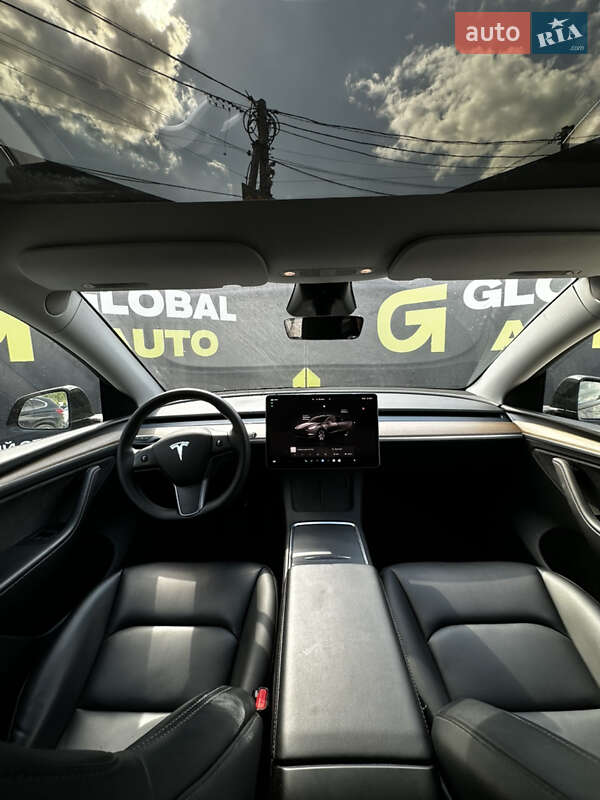 Позашляховик / Кросовер Tesla Model Y 2023 в Львові