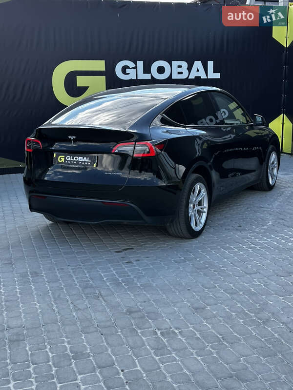 Позашляховик / Кросовер Tesla Model Y 2023 в Львові