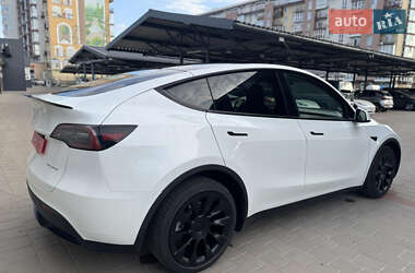 Внедорожник / Кроссовер Tesla Model Y 2022 в 