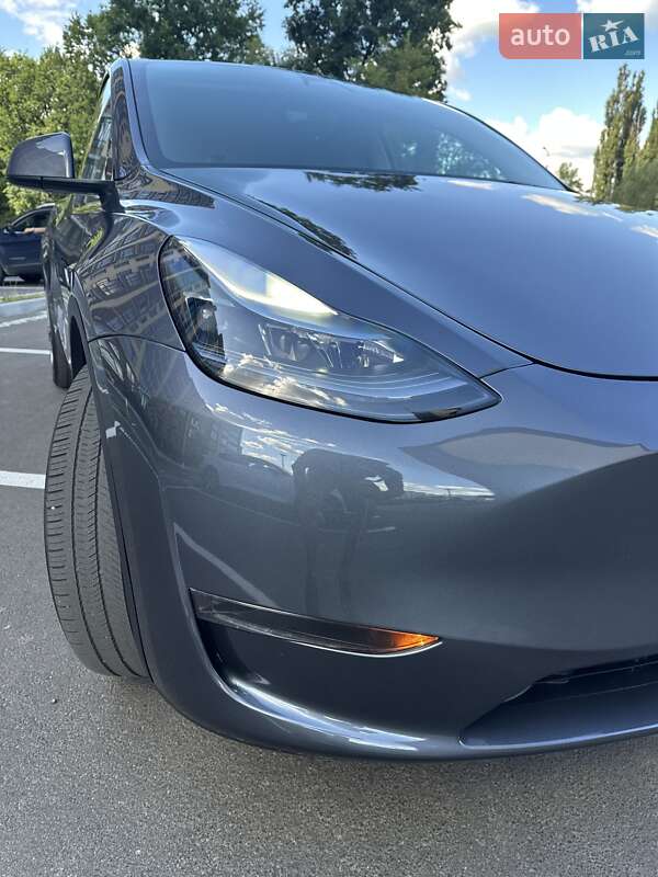 Позашляховик / Кросовер Tesla Model Y 2023 в Чернігові