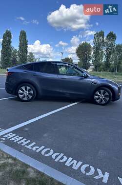 Внедорожник / Кроссовер Tesla Model Y 2023 в 