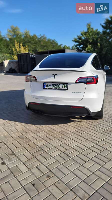 Позашляховик / Кросовер Tesla Model Y 2022 в Дніпрі