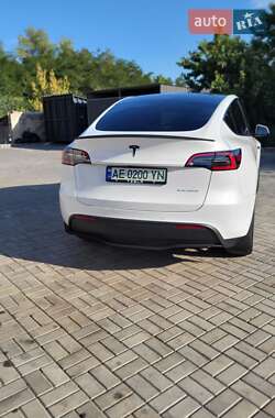 Внедорожник / Кроссовер Tesla Model Y 2022 в 