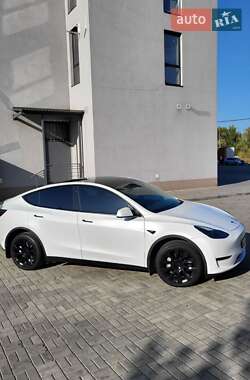 Внедорожник / Кроссовер Tesla Model Y 2022 в 
