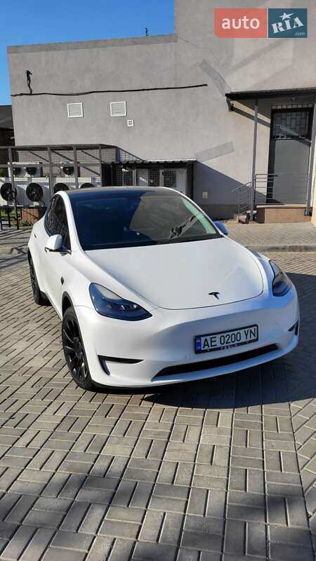Позашляховик / Кросовер Tesla Model Y 2022 в Дніпрі