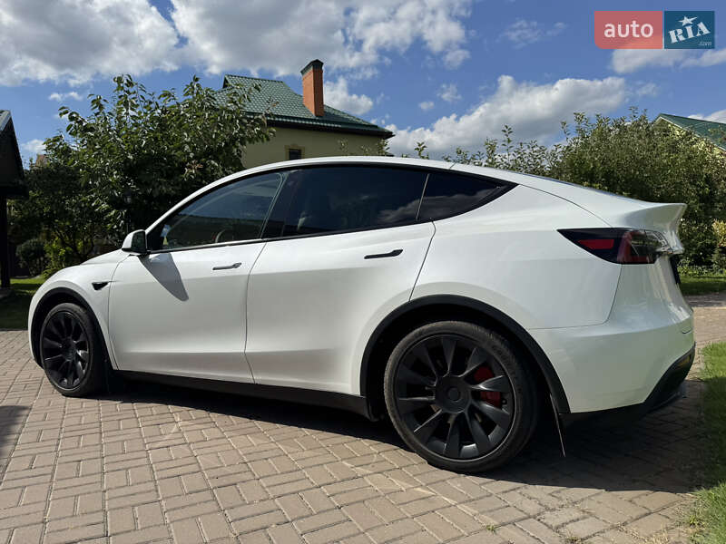 Позашляховик / Кросовер Tesla Model Y 2023 в Борисполі фото 2 Позашляховик / Кросовер Tesla Model Y 2023 в Борисполі