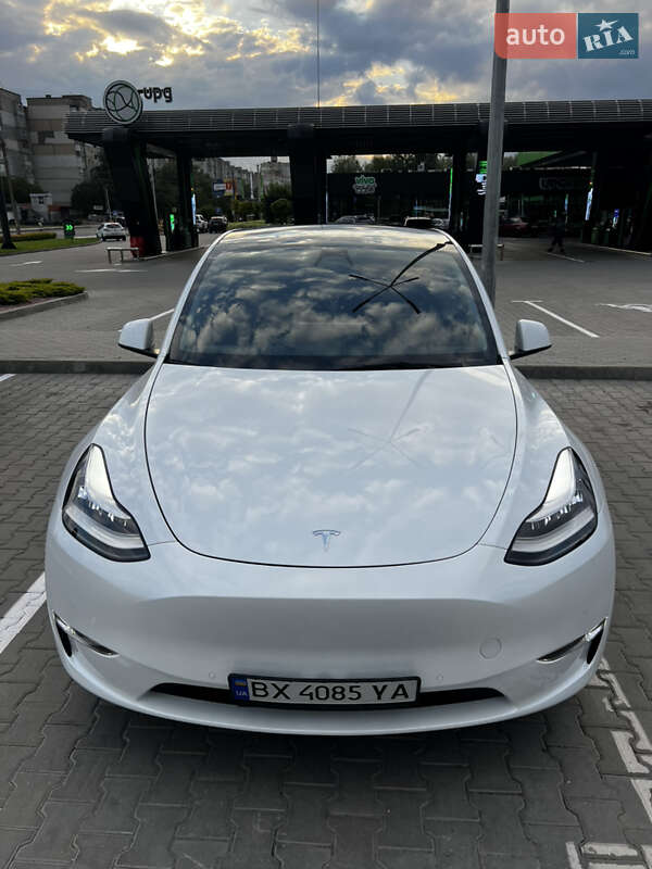 Внедорожник / Кроссовер Tesla Model Y 2022 в Хмельницком