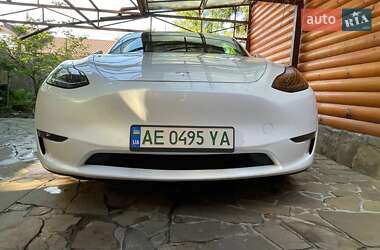 Внедорожник / Кроссовер Tesla Model Y 2021 в 