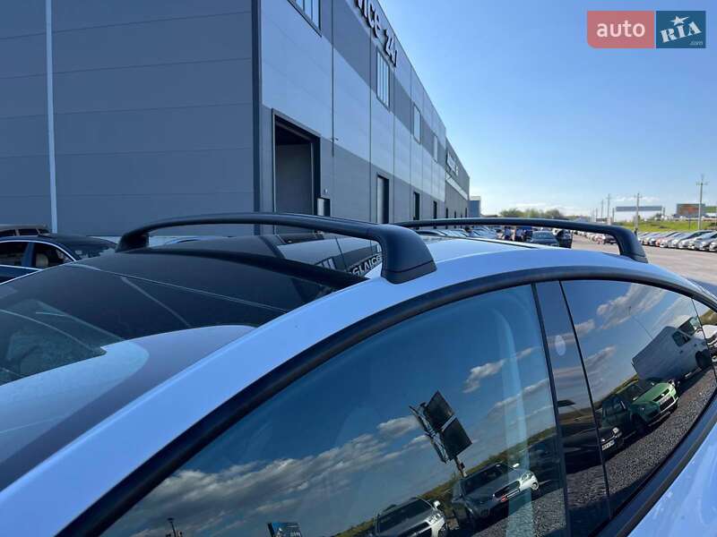 Внедорожник / Кроссовер Tesla Model Y 2024 в Львове