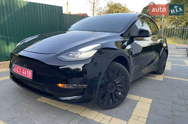 Tesla Model Y 2022