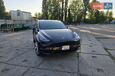 Внедорожник / Кроссовер Tesla Model Y 2023 в 