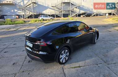 Внедорожник / Кроссовер Tesla Model Y 2023 в 