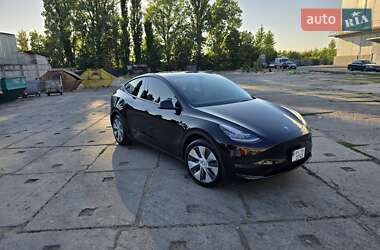 Внедорожник / Кроссовер Tesla Model Y 2023 в 