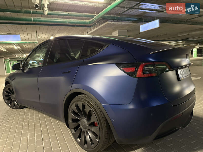 Позашляховик / Кросовер Tesla Model Y 2020 в Києві