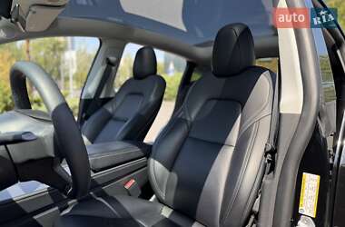 Внедорожник / Кроссовер Tesla Model Y 2021 в 