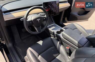 Внедорожник / Кроссовер Tesla Model Y 2021 в 