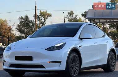 Внедорожник / Кроссовер Tesla Model Y 2024 в 