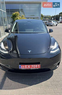 Tesla Model Y 2023 Tesla Model Y 2023