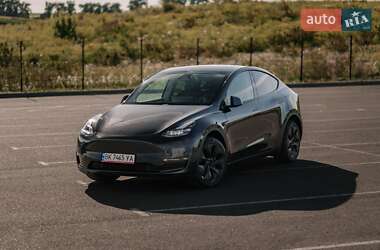Tesla Model Y 2024 Tesla Model Y 2024