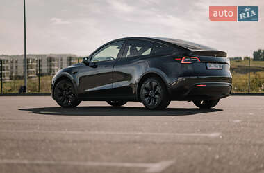 Внедорожник / Кроссовер Tesla Model Y 2024 в 