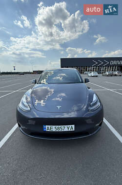 Внедорожник / Кроссовер Tesla Model Y 2023 в 