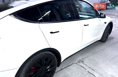 Внедорожник / Кроссовер Tesla Model Y 2020 в 