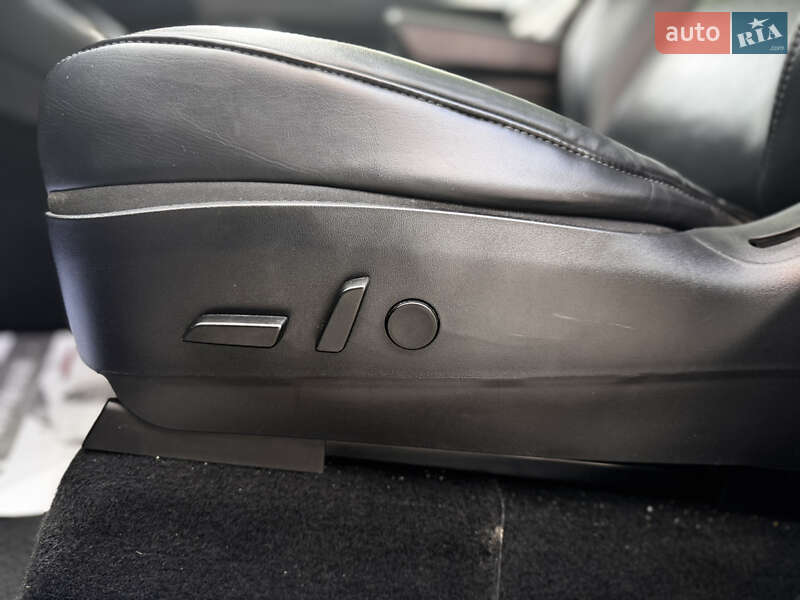 Внедорожник / Кроссовер Tesla Model Y 2020 в Ивано-Франковске