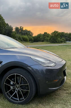 Внедорожник / Кроссовер Tesla Model Y 2023 в 
