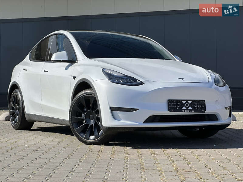 Позашляховик / Кросовер Tesla Model Y 2023 в Києві