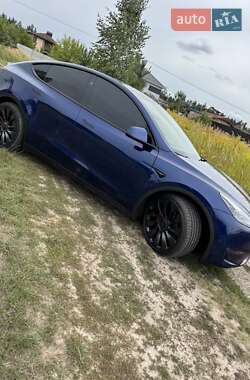 Внедорожник / Кроссовер Tesla Model Y 2023 в 