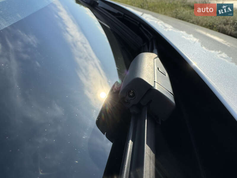 Позашляховик / Кросовер Tesla Model Y 2022 в Сумах фото 25 Позашляховик / Кросовер Tesla Model Y 2022 в Сумах