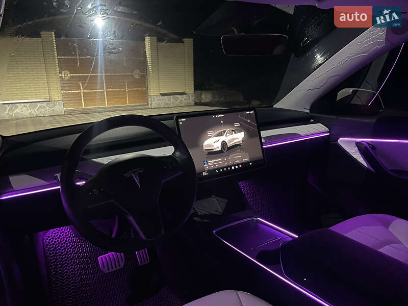 Позашляховик / Кросовер Tesla Model Y 2022 в Сумах фото 54 Позашляховик / Кросовер Tesla Model Y 2022 в Сумах
