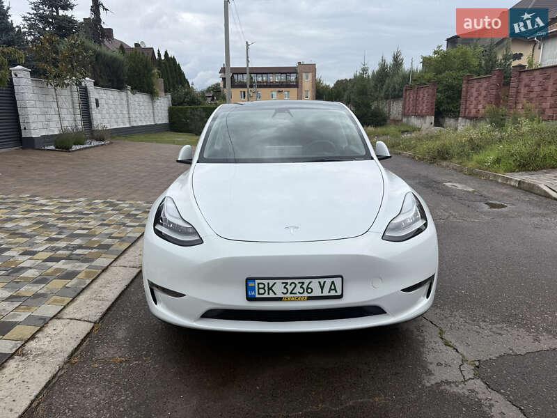 Внедорожник / Кроссовер Tesla Model Y 2023 в Ровно фото 2 Внедорожник / Кроссовер Tesla Model Y 2023 в Ровно