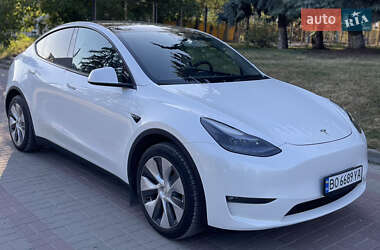 Внедорожник / Кроссовер Tesla Model Y 2023 в 