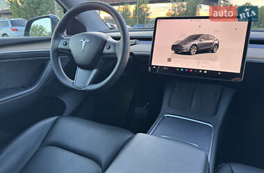 Позашляховик / Кросовер Tesla Model Y 2023 в 