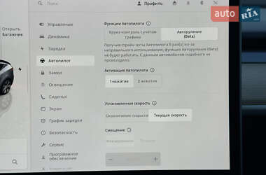 Позашляховик / Кросовер Tesla Model Y 2023 в 