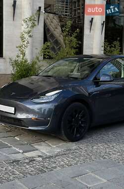 Внедорожник / Кроссовер Tesla Model Y 2021 в 