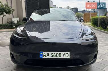 Внедорожник / Кроссовер Tesla Model Y 2025 в 