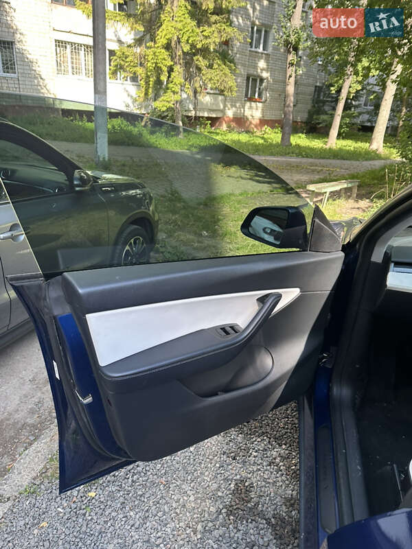 Позашляховик / Кросовер Tesla Model Y 2020 в Львові