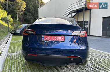 Внедорожник / Кроссовер Tesla Model Y 2021 в 