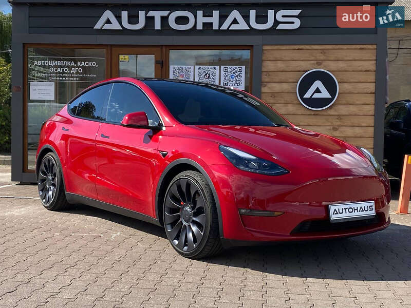 Позашляховик / Кросовер Tesla Model Y 2023 в 