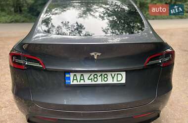 Позашляховик / Кросовер Tesla Model Y 2023 в 