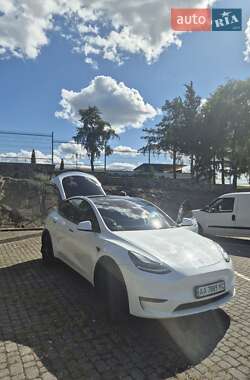 Внедорожник / Кроссовер Tesla Model Y 2021 в 