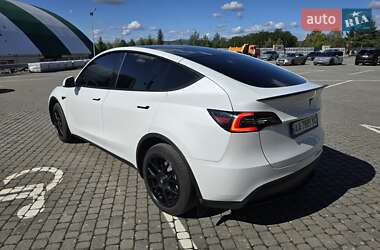 Внедорожник / Кроссовер Tesla Model Y 2021 в 
