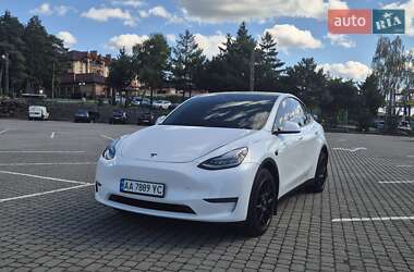 Внедорожник / Кроссовер Tesla Model Y 2021 в 
